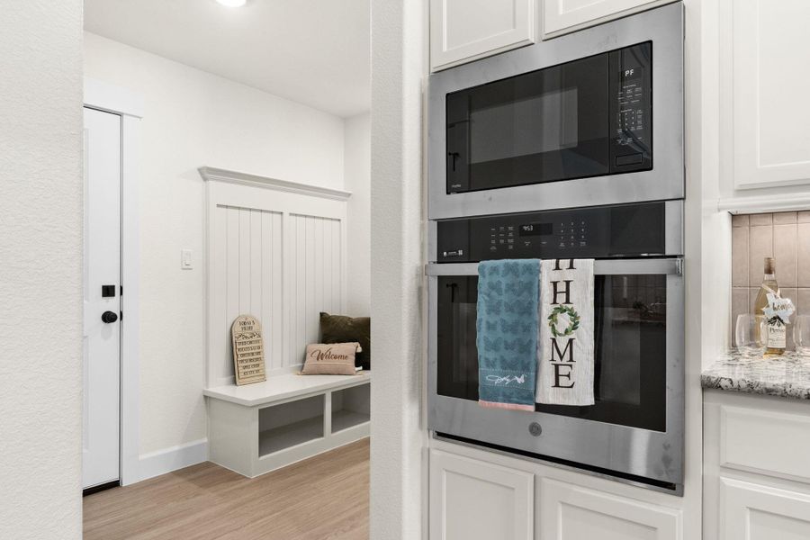 Furnished interior view inside a new home in , Copperas Cove (Image 8).