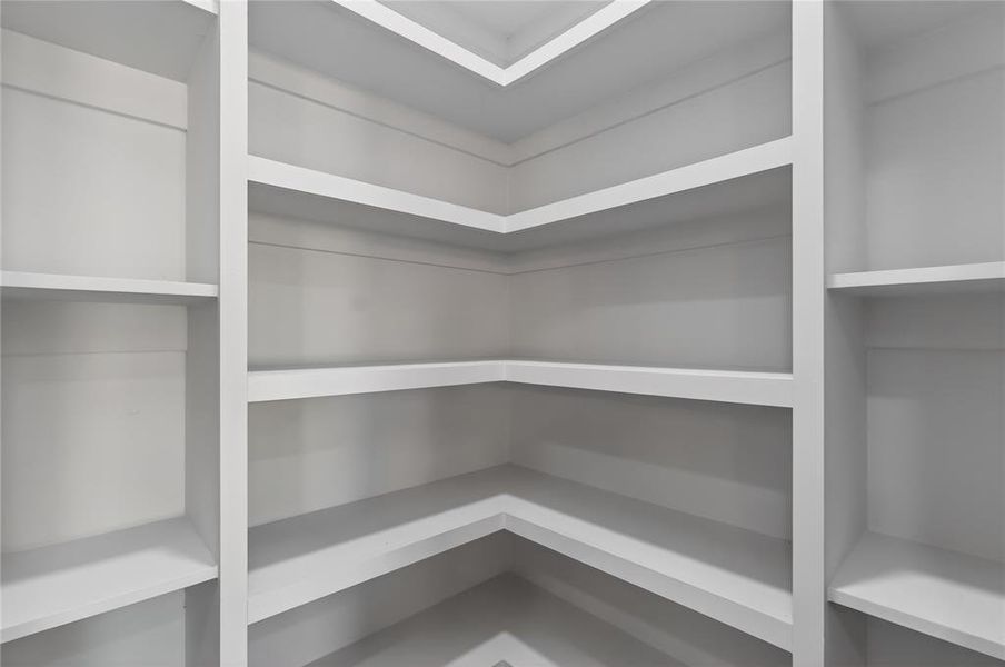Close-up of interior finishes inside a home in , Gun Barrel City (Image 14).