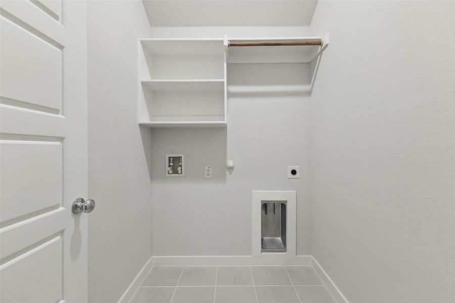 Spacious, unfurnished interior of a new home in Trinity Ranch, Elgin (Image 17). Spacious, unfurnished interior of a new home in Trinity Ranch, Elgin (Image 17).