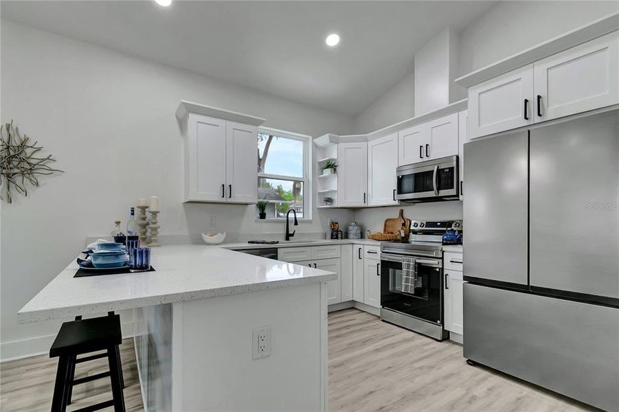 Furnished interior view inside a new home in , Plant City (Image 13).