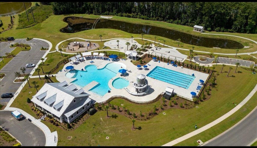 Community amenities in , Summerville (Image 30).