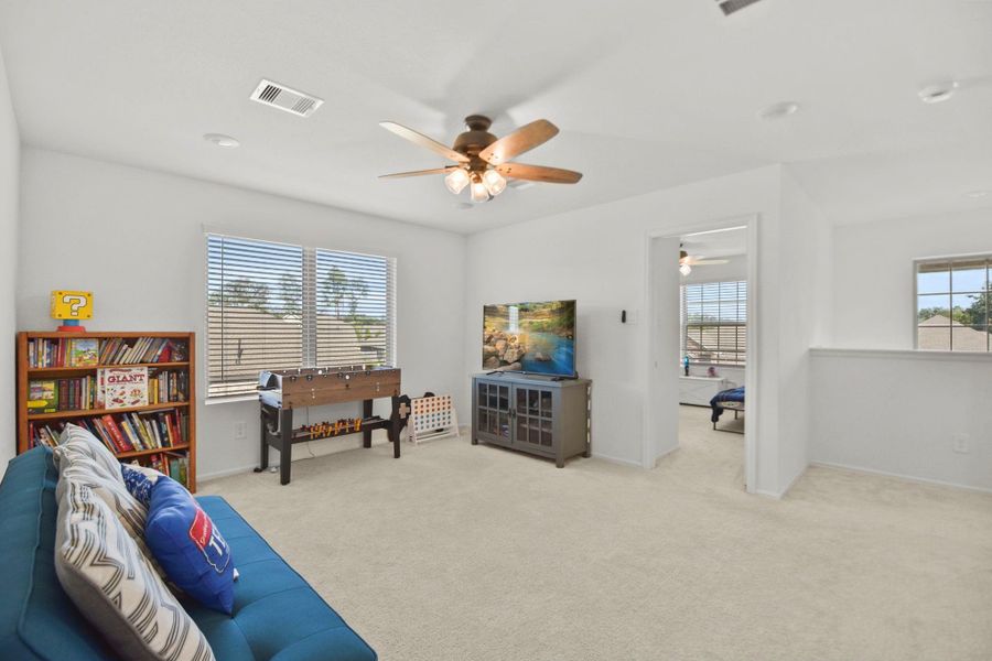 Furnished interior view inside a new home in , Conroe (Image 17).