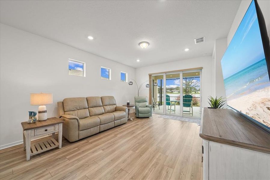 Furnished interior view inside a new home in Del Webb BayView, Parrish (Image 39). Furnished interior view inside a new home in Del Webb BayView, Parrish (Image 39).