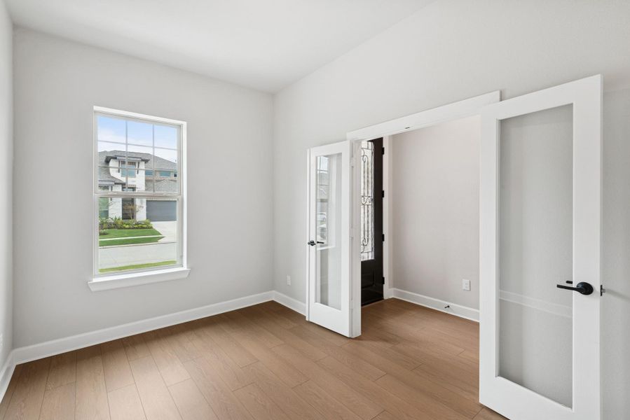 Spacious, unfurnished interior of a new home in Meridiana 55' Homesites, Manvel (Image 12).