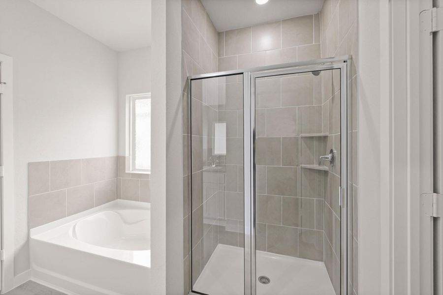 Furnished interior view inside a new home in Lakes at Crockett Martin, Conroe (Image 7).