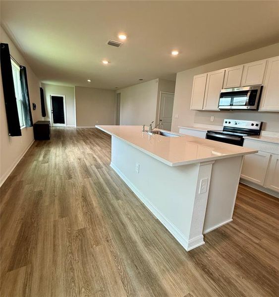 Furnished interior view inside a new home in Star Farms at Lakewood Ranch, Lakewood Ranch (Image 15).