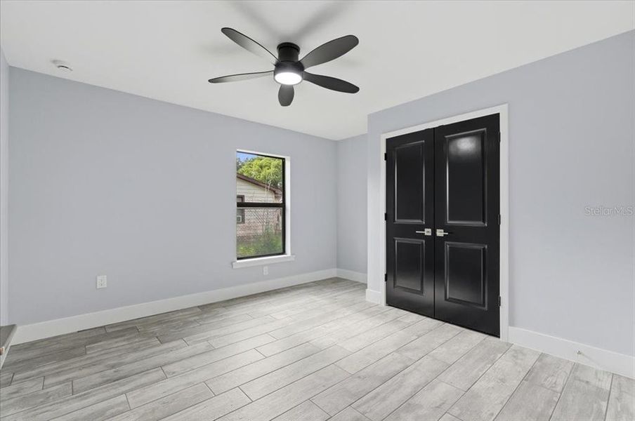 Spacious, unfurnished interior of a new home in , Auburndale (Image 38).