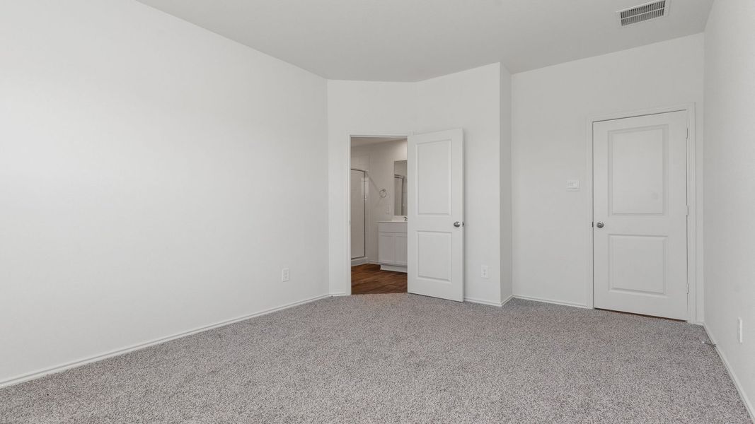 Spacious, unfurnished interior of a new home in Tamarron, Fulshear (Image 33). Spacious, unfurnished interior of a new home in Tamarron, Fulshear (Image 33).