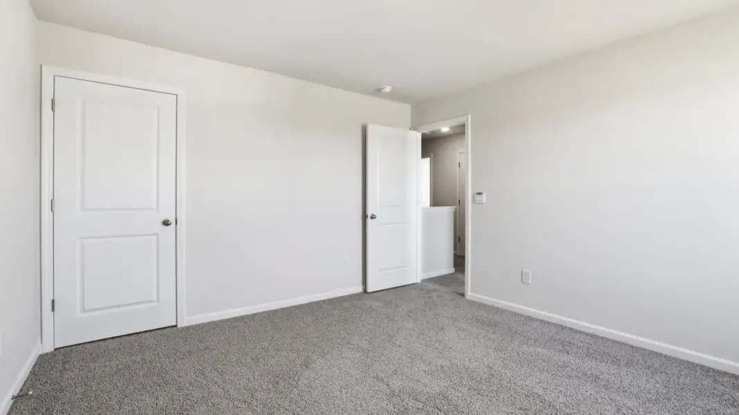 Spacious, unfurnished interior of a new home in Spring Ridge, Anderson (Image 25).