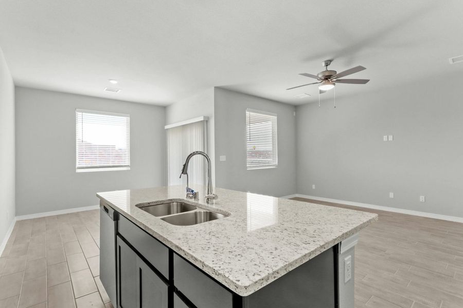 Furnished interior view inside a new home in Paseos Del Este, Horizon City (Image 6).