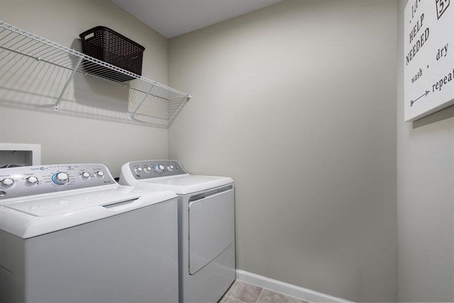 Representative interior finishes for a home built from the Sweet Bay by Ryan Homes in Touchstone, Lakeland (Image 16).