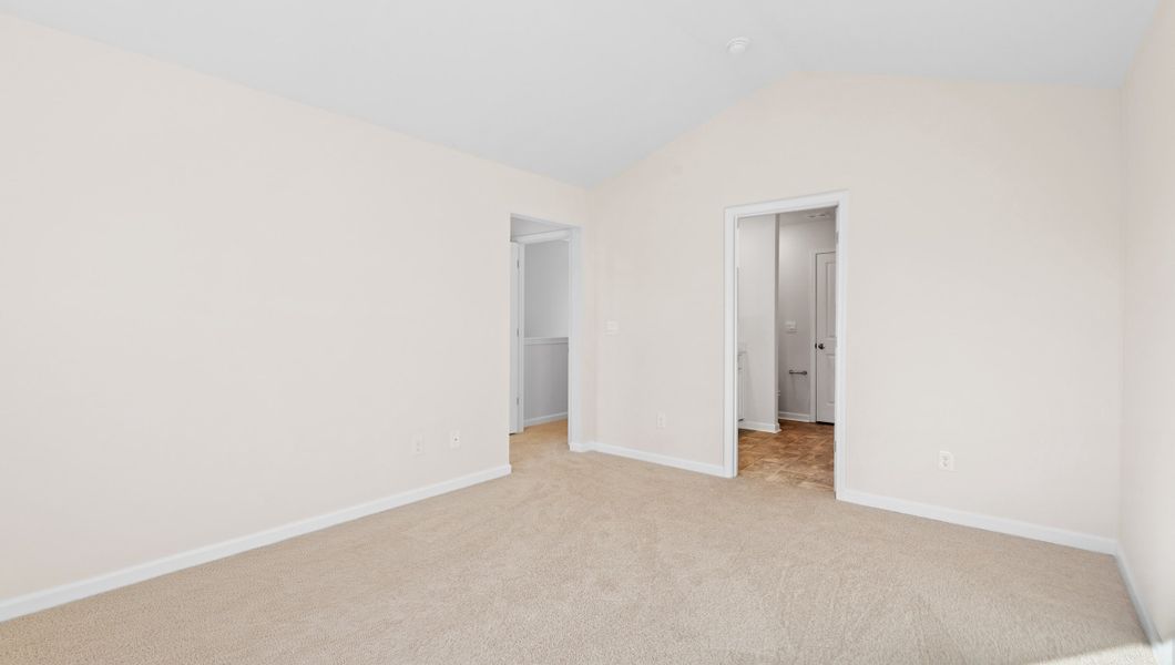 Spacious, unfurnished interior of a new home in Brookside Ridge Townhomes, Greer (Image 19).