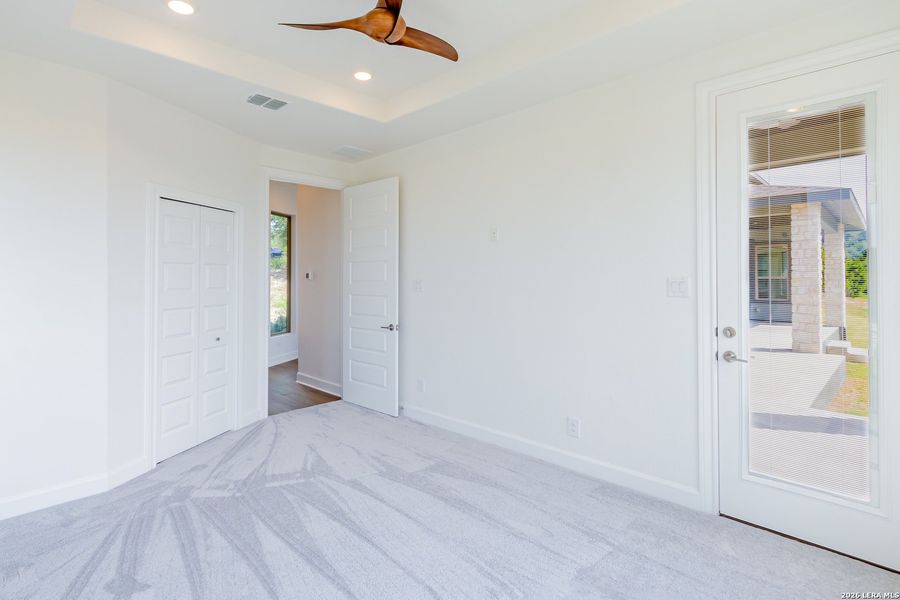 Spacious, unfurnished interior of a new home in , Spring Branch (Image 32). Spacious, unfurnished interior of a new home in , Spring Branch (Image 32).
