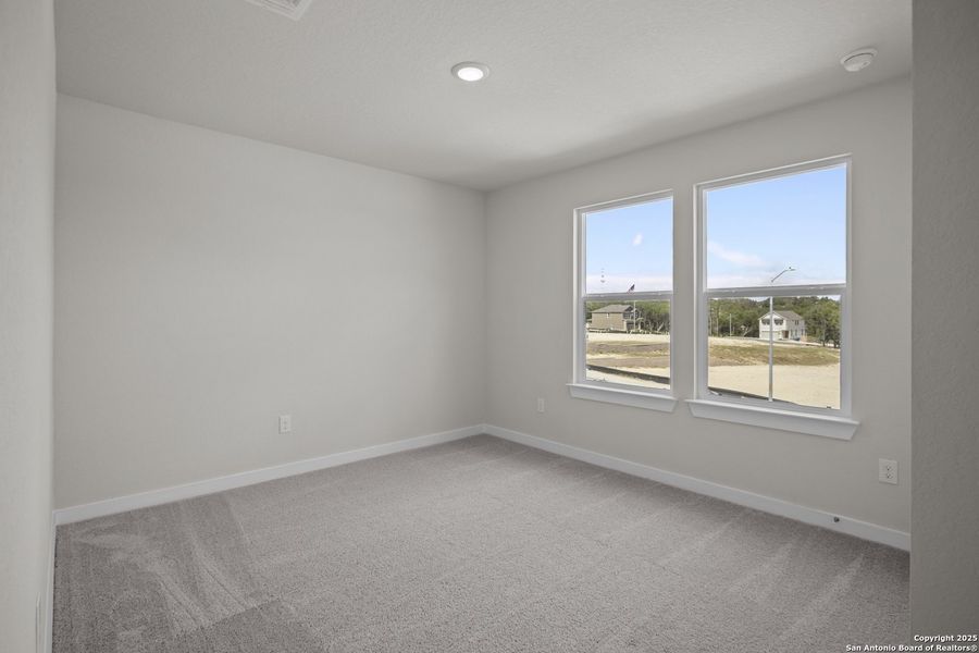 Spacious, unfurnished interior of a new home in Rosemont Hill, San Antonio (Image 16). Spacious, unfurnished interior of a new home in Rosemont Hill, San Antonio (Image 16).