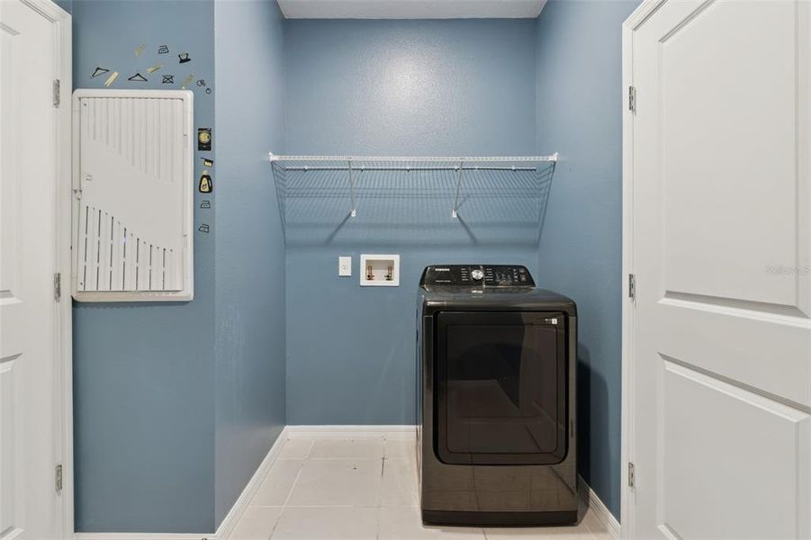 Furnished interior view inside a new home in , Lake Alfred (Image 18).