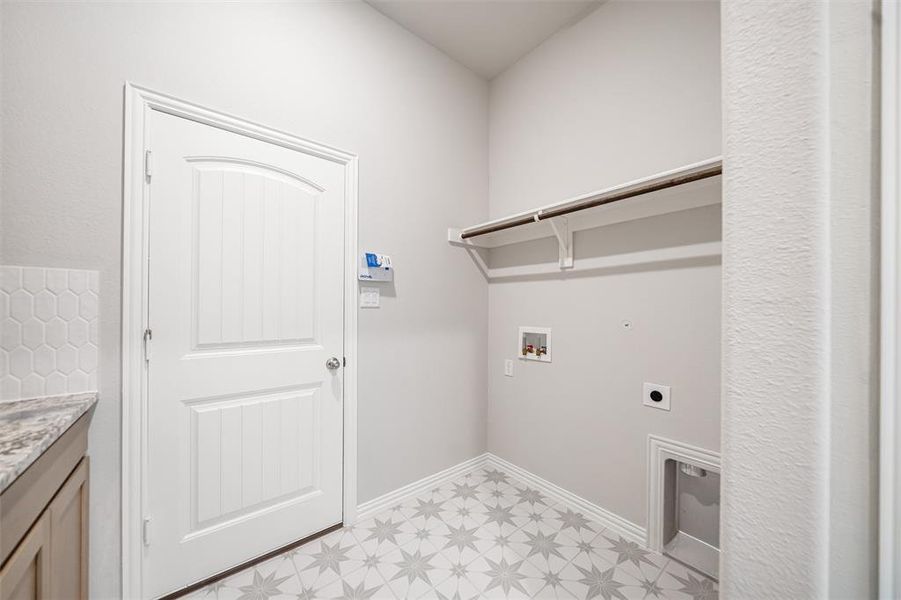 Image 35 of a home in Fairview Meadows.