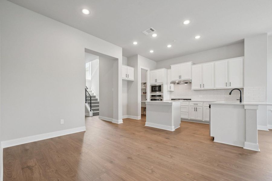 Furnished interior view inside a new home in Cross Creek, Cedar Park (Image 13).