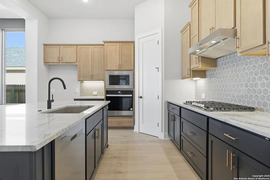 Furnished interior view inside a new home in Haby Hill 50s, San Antonio (Image 13). Furnished interior view inside a new home in Haby Hill 50s, San Antonio (Image 13).