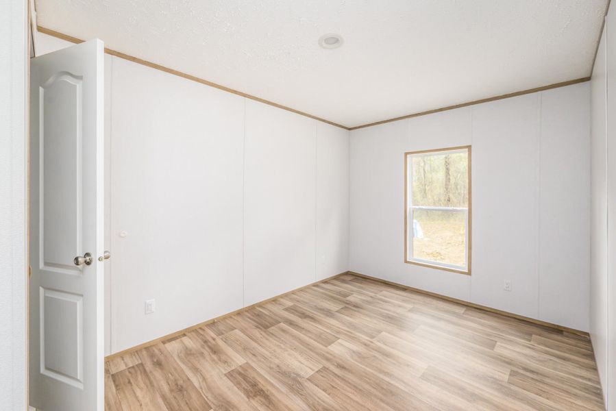 Spacious, unfurnished interior of a new home in , Eutawville (Image 20).