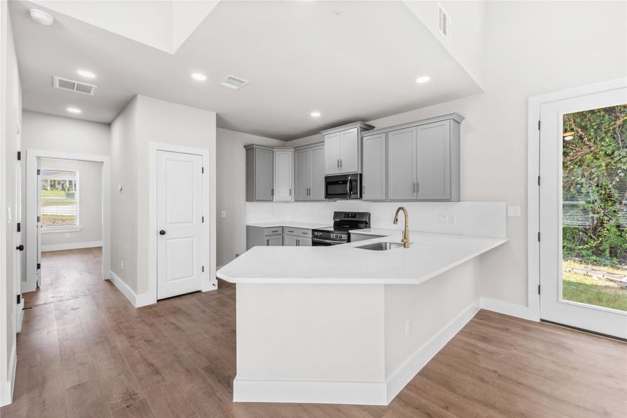 Furnished interior view inside a new home in , Brenham (Image 6). Furnished interior view inside a new home in , Brenham (Image 6).