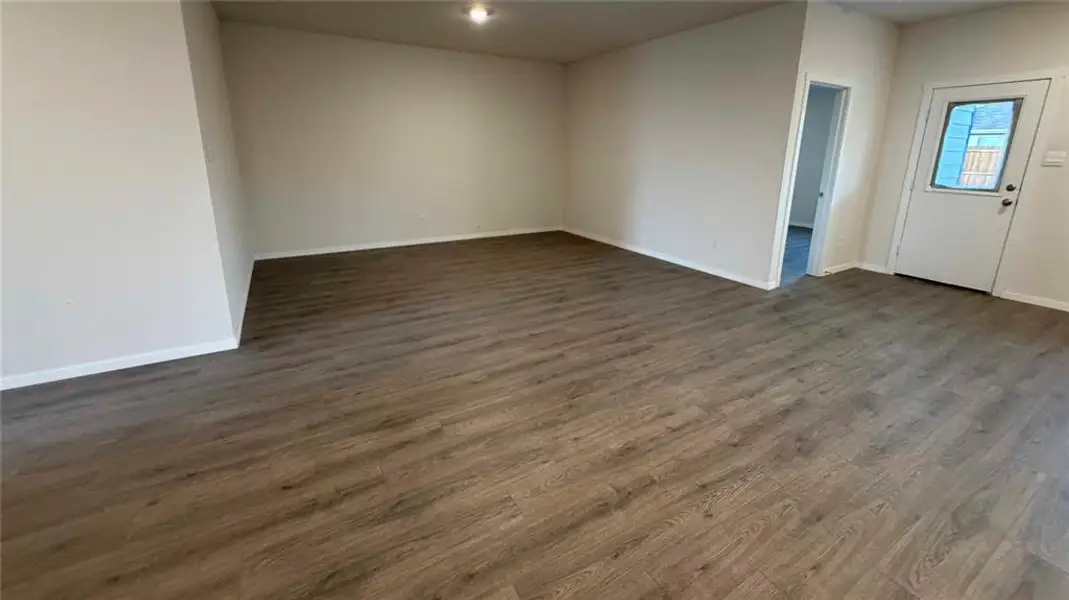 Spacious, unfurnished interior of a new home in Waverly Estates, Josephine (Image 8). Spacious, unfurnished interior of a new home in Waverly Estates, Josephine (Image 8).