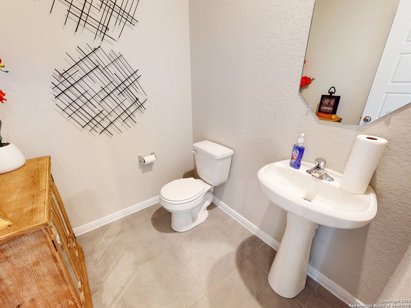 Furnished interior view inside a new home in Blue Ridge Ranch, San Antonio (Image 22). Furnished interior view inside a new home in Blue Ridge Ranch, San Antonio (Image 22).