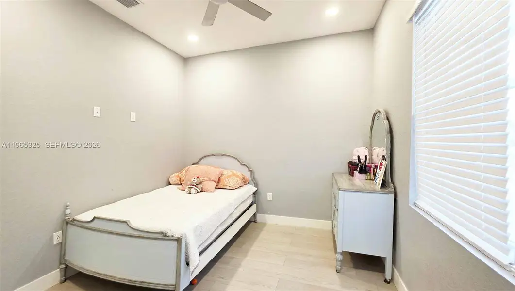 Furnished interior view inside a new home in , Clewiston (Image 16).