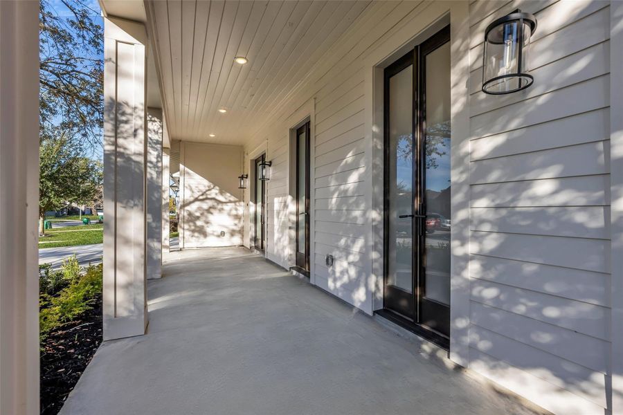 Exterior details and patio area of a home in , Houston (Image 4).