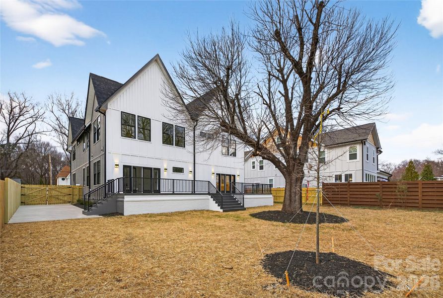 Image 47 of a home in .