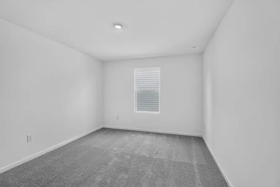Spacious, unfurnished interior of a new home in Weatherfield, Buford (Image 30).