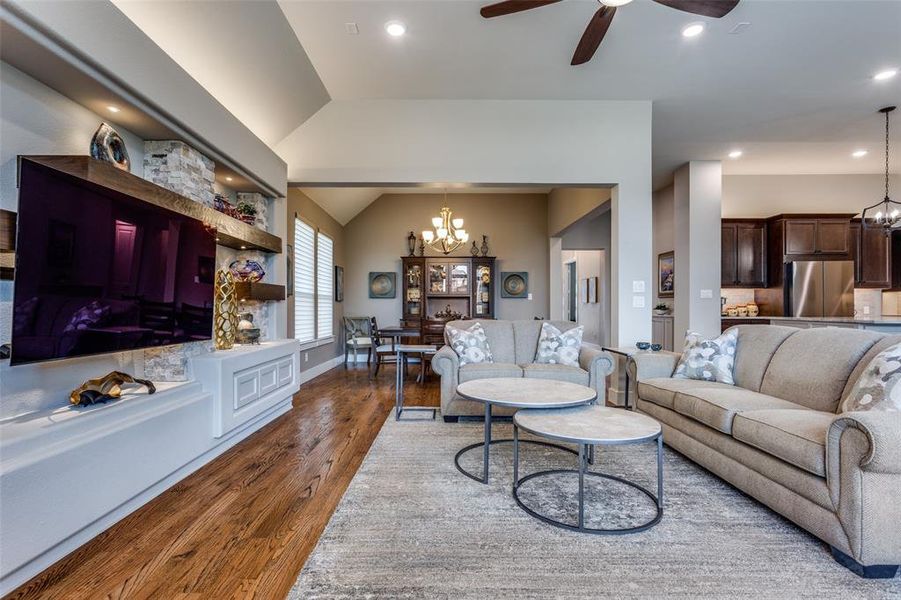 Furnished interior view inside a new home in , Wylie (Image 16).