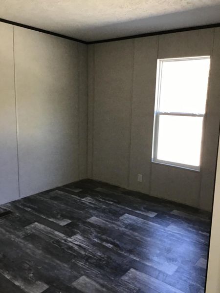 Spacious, unfurnished interior of a new home in , Walterboro (Image 5).