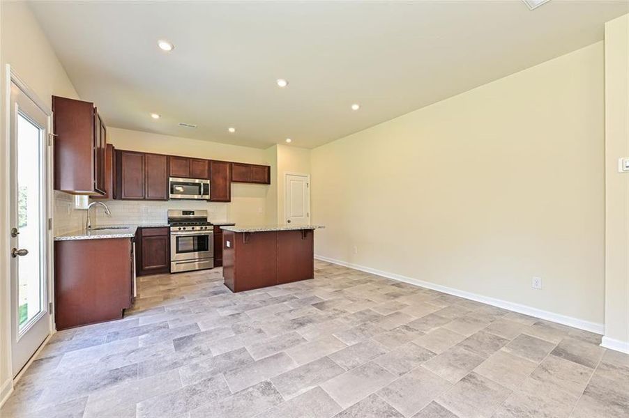 Furnished interior view inside a new home in Hawks View, Ringgold (Image 6).