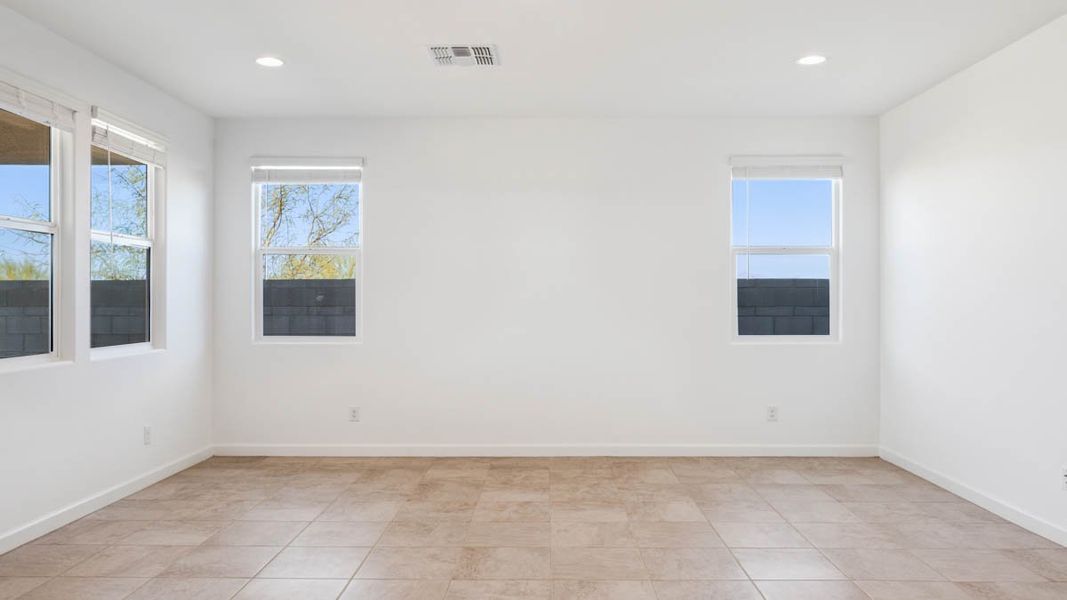 Spacious, unfurnished interior of a new home in Magma Ranch Vistas, Florence (Image 19).