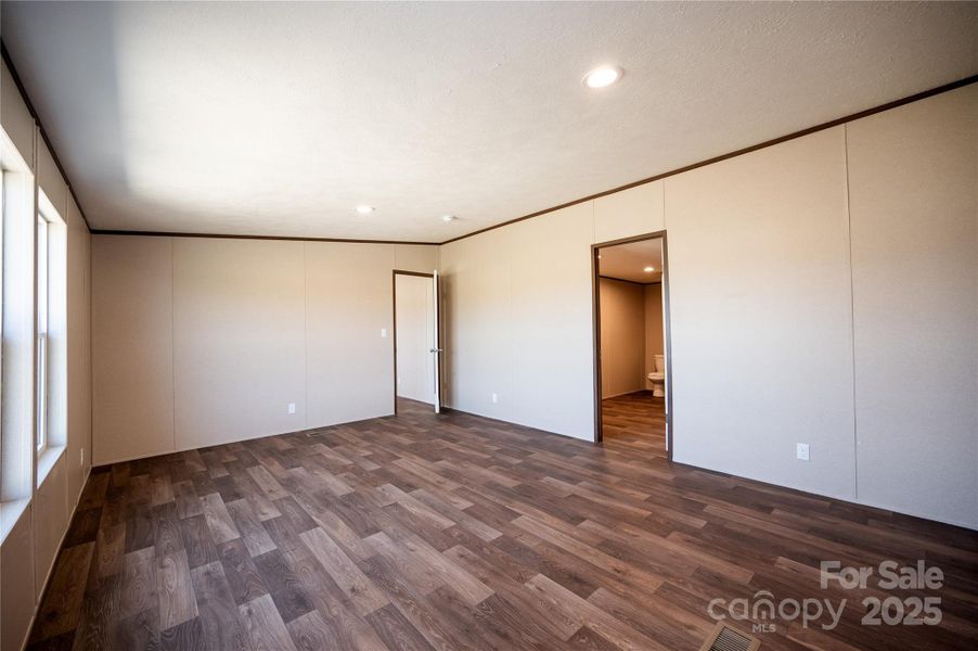 Spacious, unfurnished interior of a new home in , Mount Croghan (Image 9).