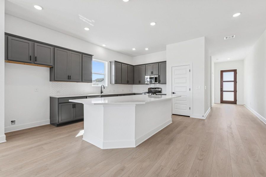 Kitchen - Entry Kitchen - Entry