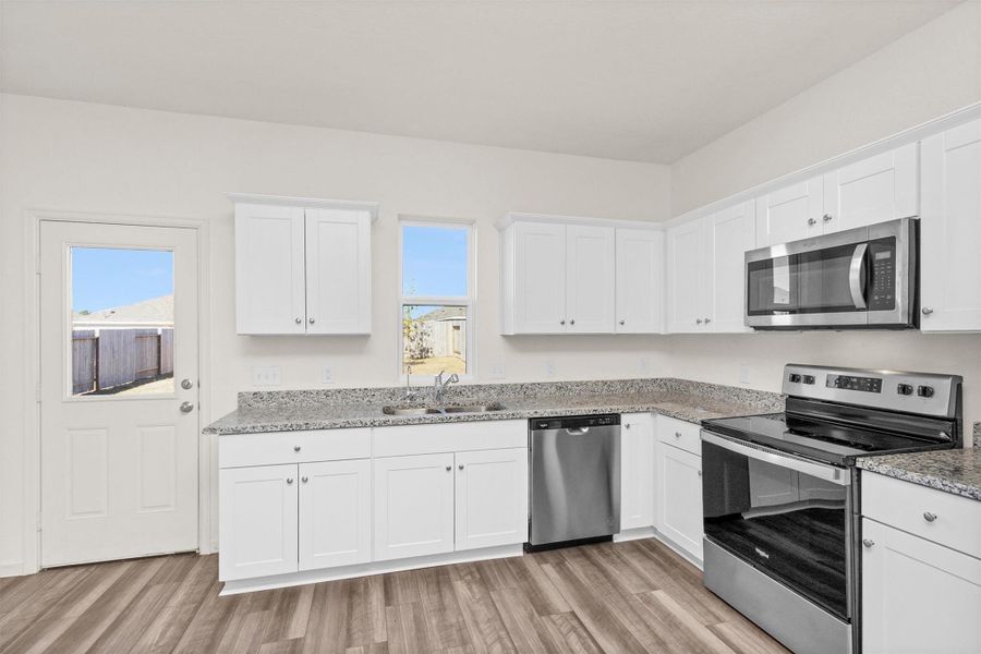 Furnished interior view inside a new home in Chapel Run, Montgomery (Image 3).