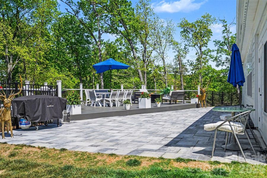 Exterior details and patio area of a home in , York (Image 24).
