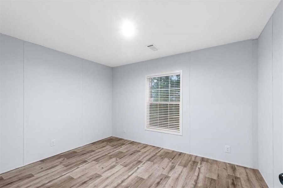 Spacious, unfurnished interior of a new home in , Eatonton (Image 24).