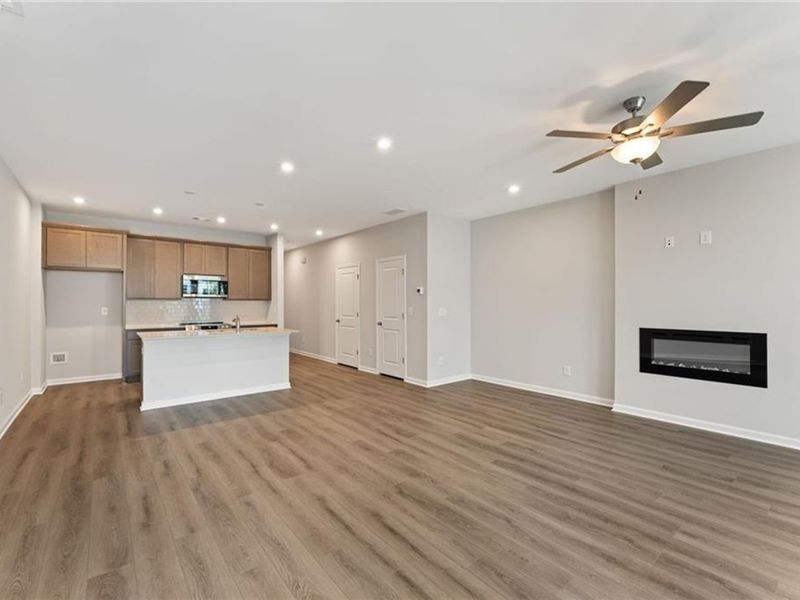 Spacious, unfurnished interior of a new home in Stegall Village, Cartersville (Image 20).