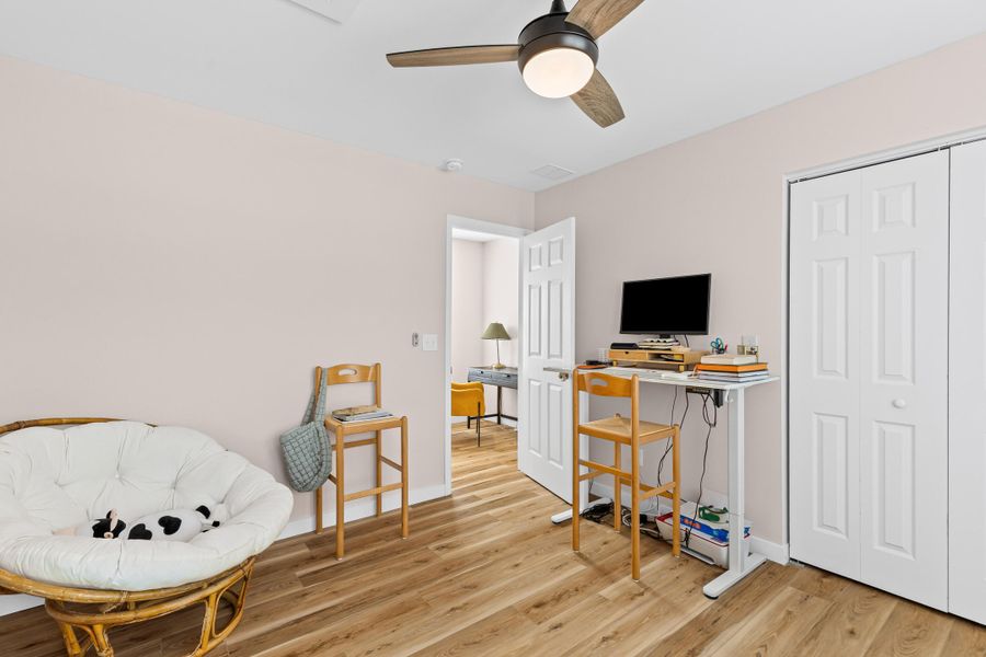 Furnished interior view inside a new home in , Hanahan (Image 16).