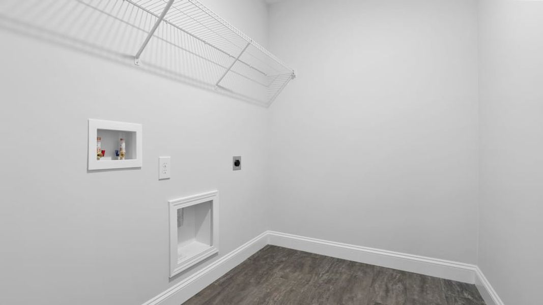 Spacious, unfurnished interior of a new home in Edgewood Estates, Greenville (Image 35).