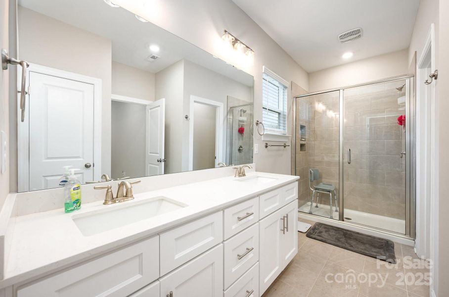 Furnished interior view inside a new home in , Statesville (Image 13).