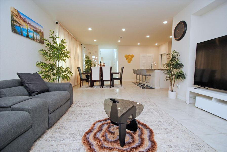Furnished interior view inside a new home in Mason Woods, Cypress (Image 15).