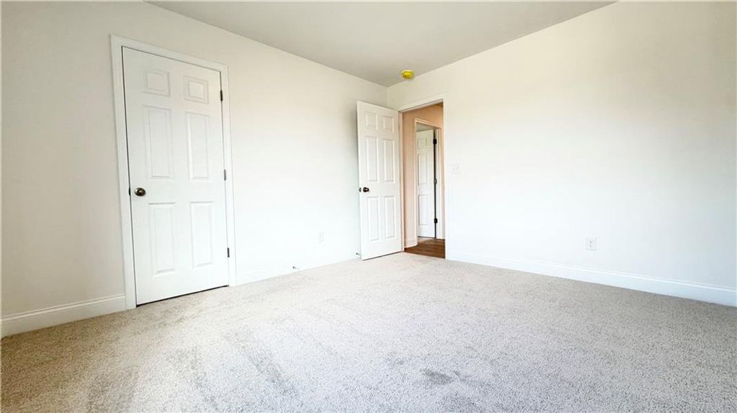 Spacious, unfurnished interior of a new home in Wehunt Meadows, Hoschton (Image 22). Spacious, unfurnished interior of a new home in Wehunt Meadows, Hoschton (Image 22).