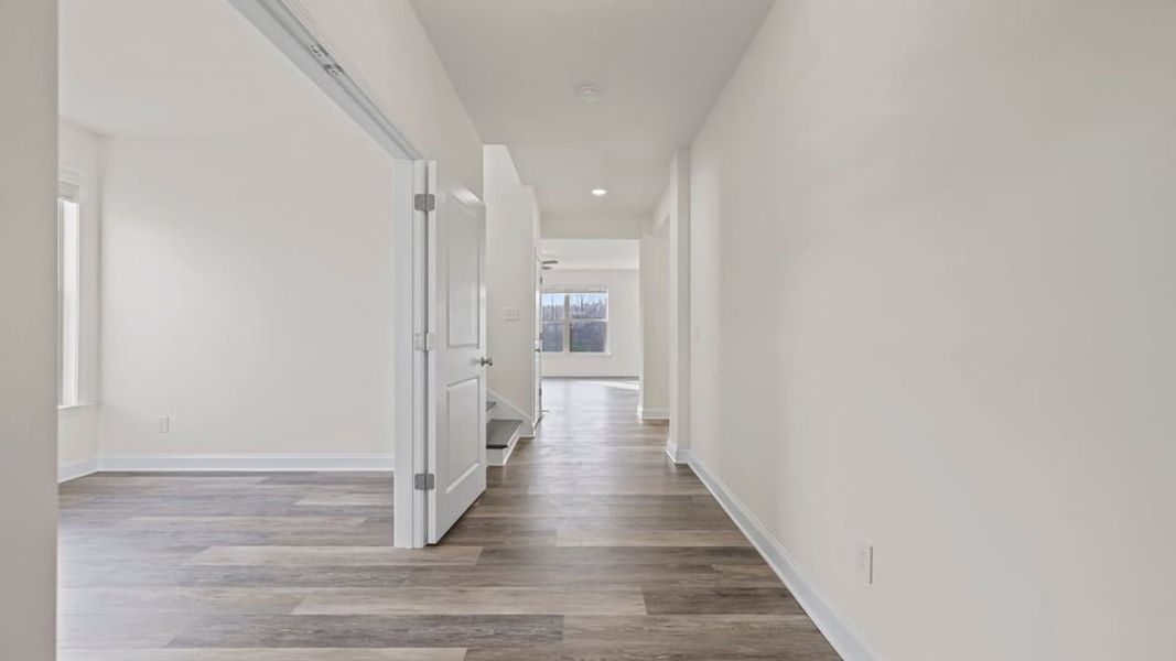 Spacious, unfurnished interior of a new home in Rutledge Estates, Woodruff (Image 16).