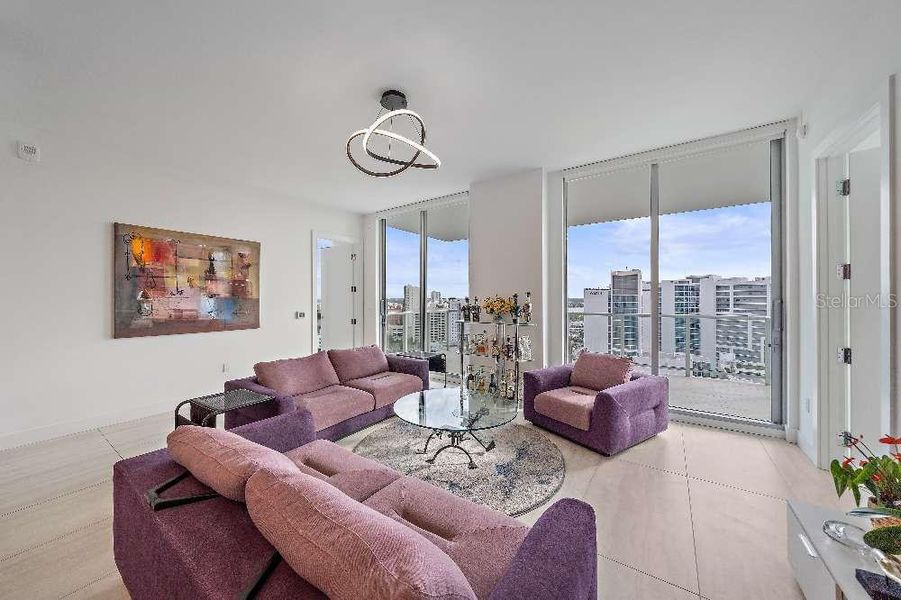 Furnished interior view inside a new home in , Sarasota (Image 6).