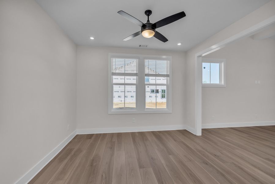 Spacious, unfurnished interior of a new home in Social Circle, Chattanooga (Image 10). Spacious, unfurnished interior of a new home in Social Circle, Chattanooga (Image 10).