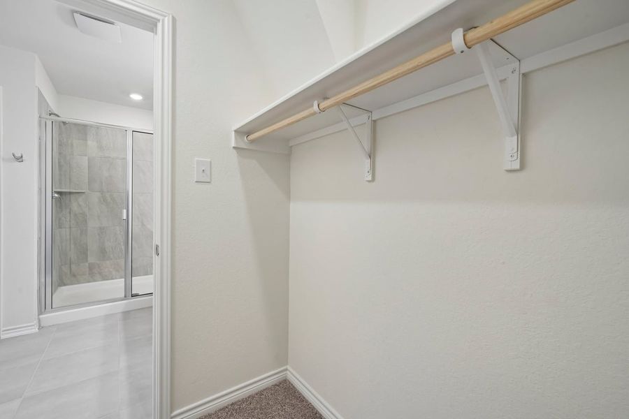 Spacious, unfurnished interior of a new home in Nagel Crossing, San Antonio (Image 23).