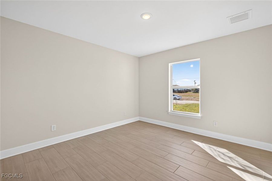 Spacious, unfurnished interior of a new home in Cape Coral, Cape Coral (Image 21). Spacious, unfurnished interior of a new home in Cape Coral, Cape Coral (Image 21).